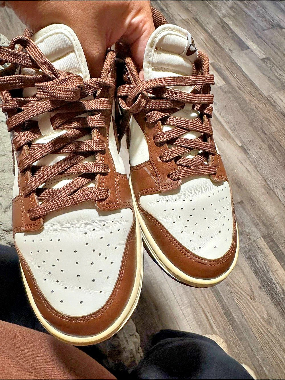 Nike Dunk Low Cacao Wow (Women's) Cacao Wow Low-Top Sneakers Brown & White